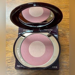 Charlotte Tilbury Cheek to Chic Swish and Pop Blusher in the shade Walk of Shame